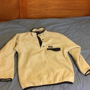 Patagonia pull over